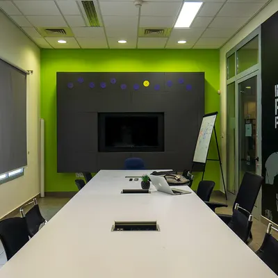 HUB Ashdod accelerator meeting room at Kivunim Youth Centre