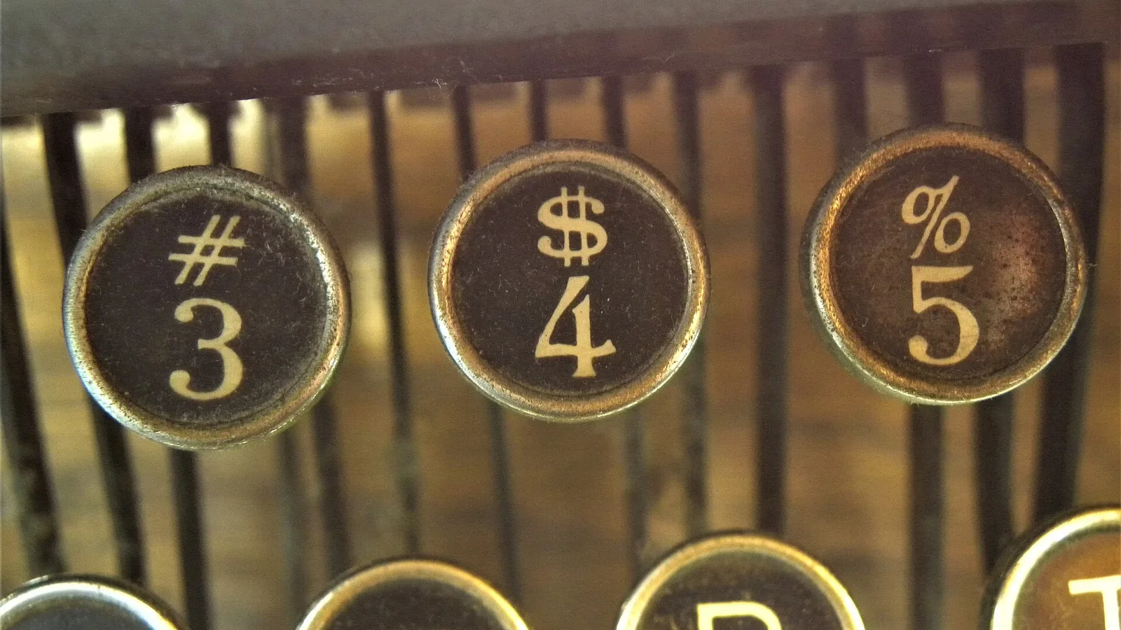Numerical Keys on a Vintage Typewriter